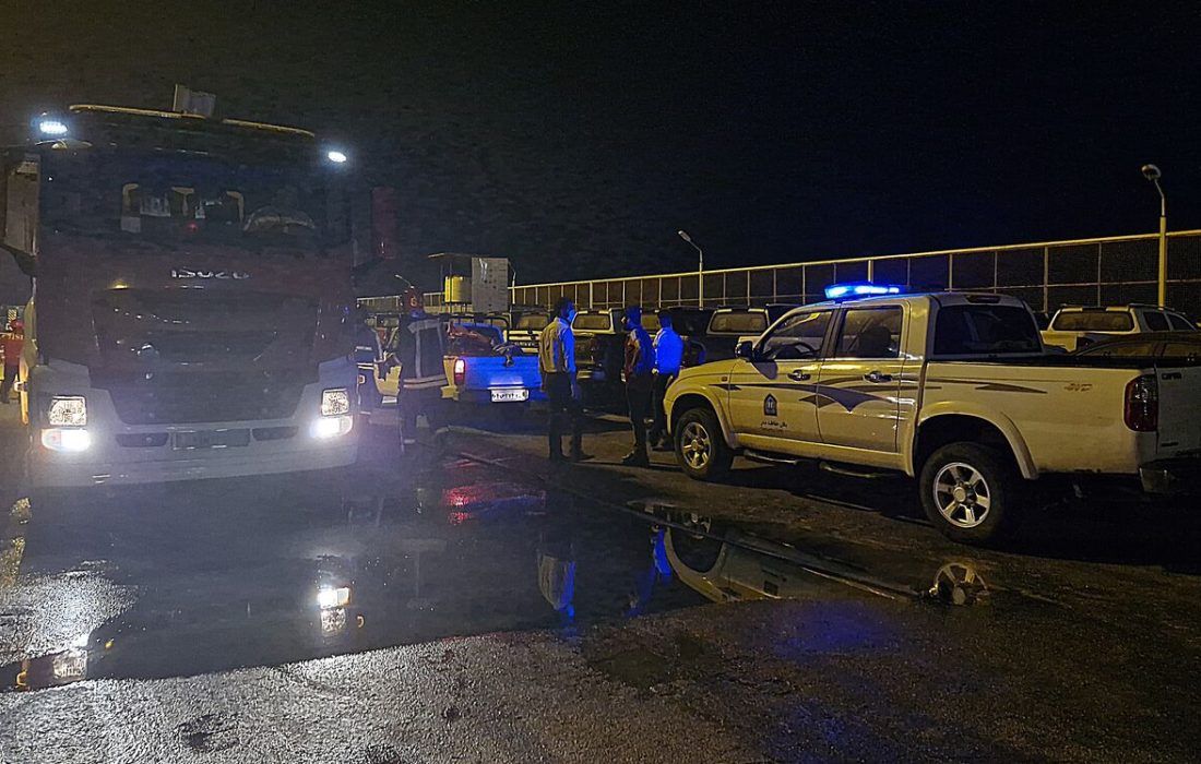 آتش‌سوزی در محوطه کانتینری بندر بوشهر مهار شد