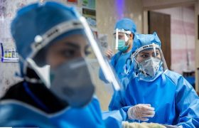 پرستاران ماهانه ۶۰ ساعت مجانی کار می‌کنند!