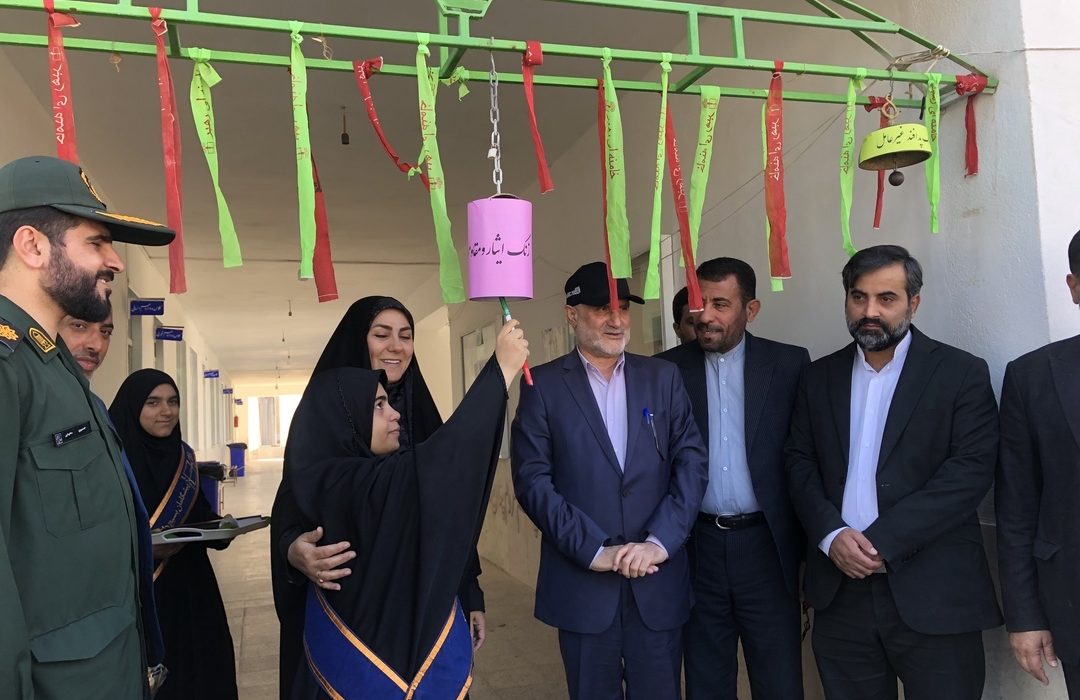 زنگ استکبار ستیزی در بیش از ۲ هزار مدرسه استان بوشهر نواخته شد