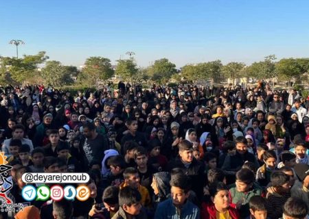 همایش پیاده روی خانوادگی در دهقاید برگزار شد