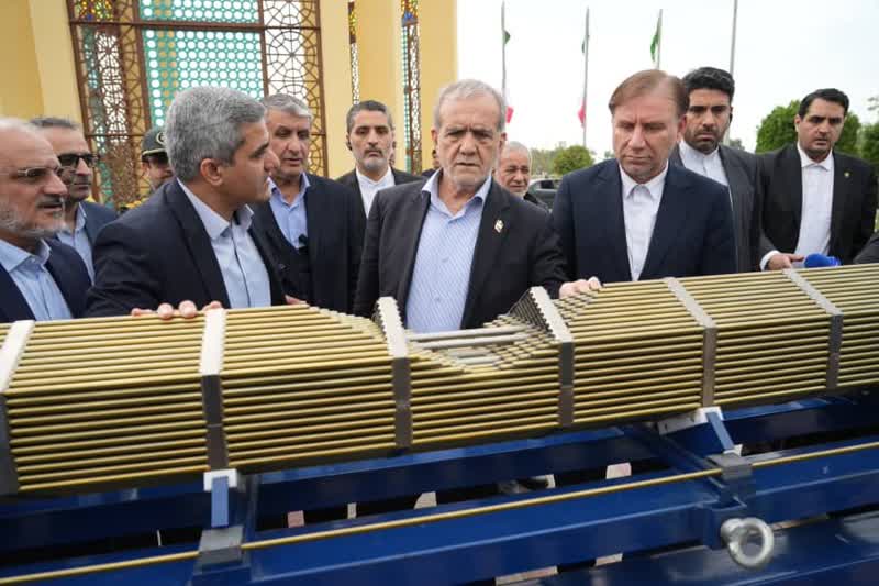 رئیس جمهور از نیروگاه اتمی بوشهر بازدید کرد