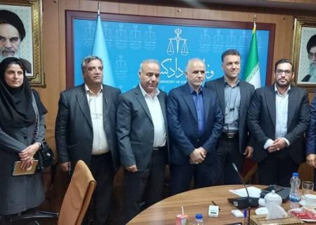 دیدار اعضای اتاق اصناف کشاورزی ایران با وزیر دادگستری