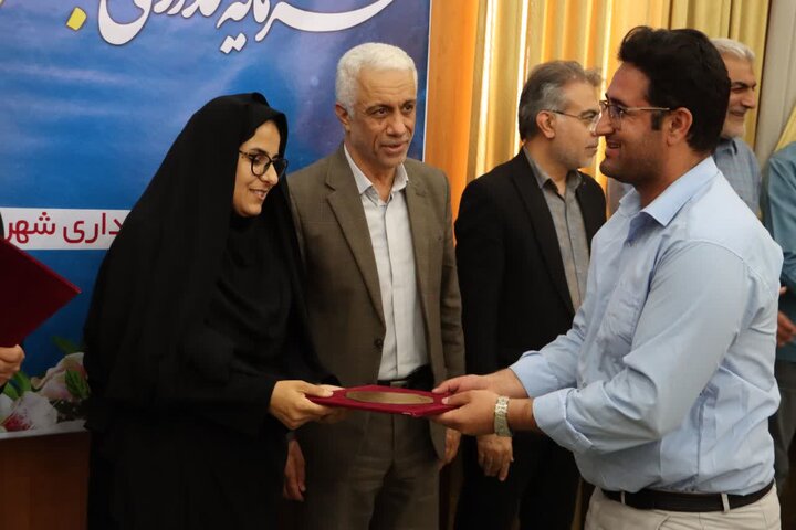 همایش روز کار و کارگر در دشتستان برگزار شد