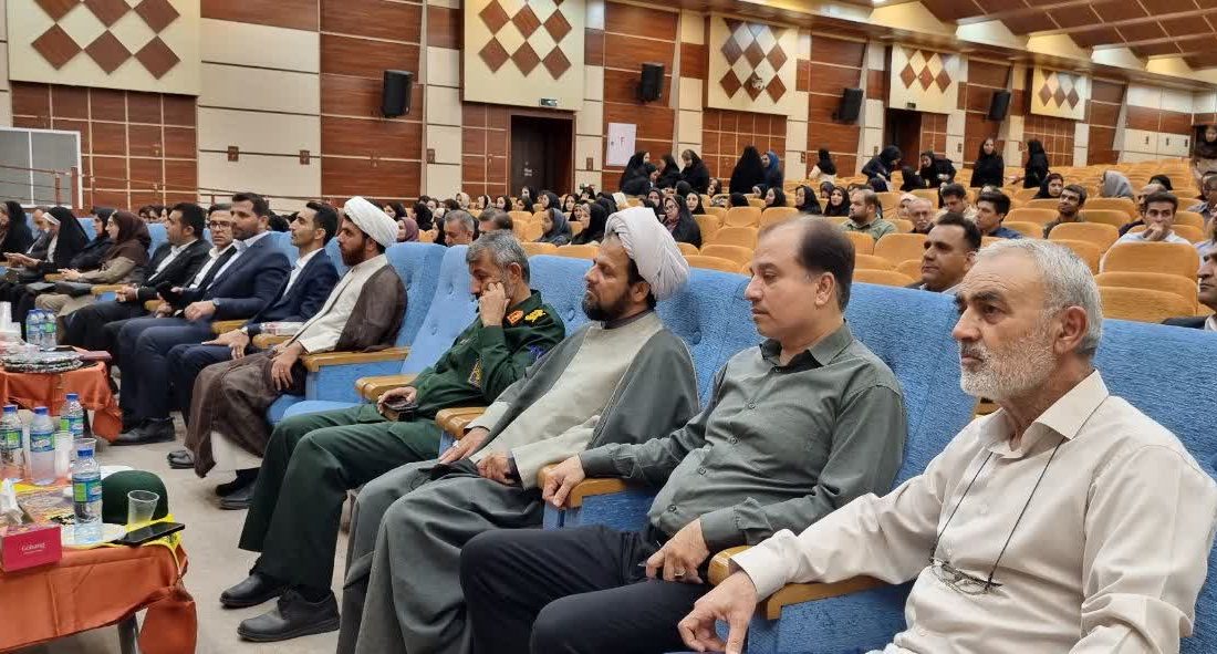 تجلیل از استادان دانشگاه مهارت استان بوشهر