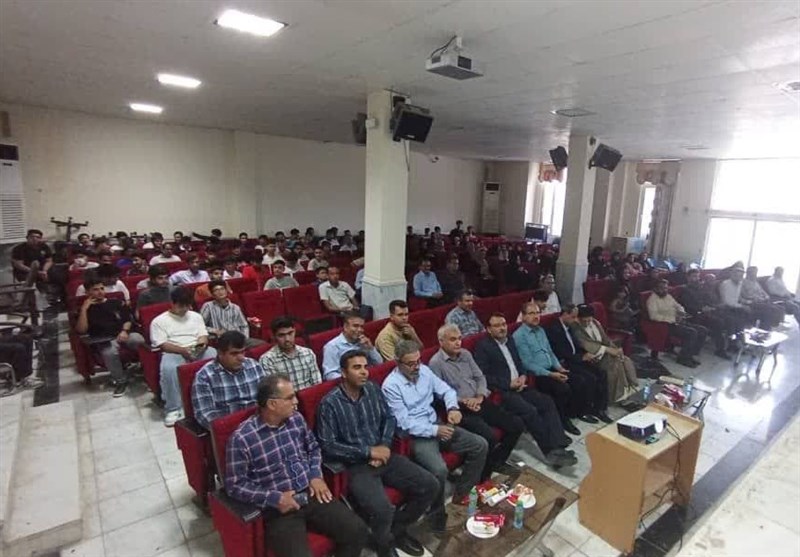 ۱۰۵ معلم و دانش‌آموز برتر در جنوب بوشهر تجلیل شدند