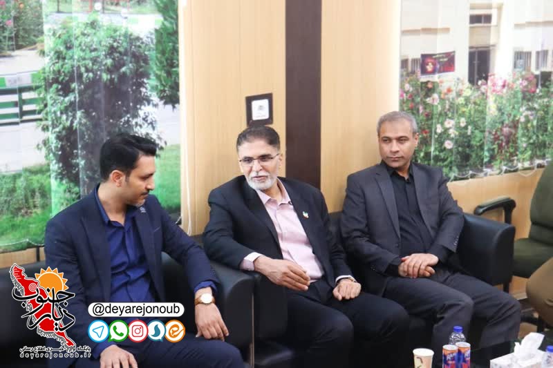 بازدید فرماندار دشتستان از بیمارستان مهر برازجان