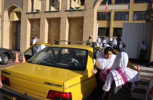 سرویس مدارس بدون مجوز در بوشهر متوقف می‌شوند