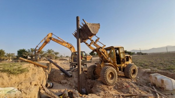 انسداد چهار حلقه چاه غیرمجاز در بخش سعدآباد دشتستان