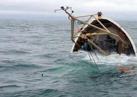 غرق شدن قایق ماهیگیران دیلمی/ دو نفر جان باخته و ۲ تن ناپدید شدند