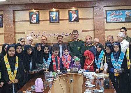 دانش آموزان خبرگزاری پانا با فرمانده سپاه دشتستان دیدار نمودند