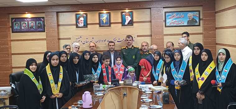 دانش آموزان خبرگزاری پانا با فرمانده سپاه دشتستان دیدار نمودند