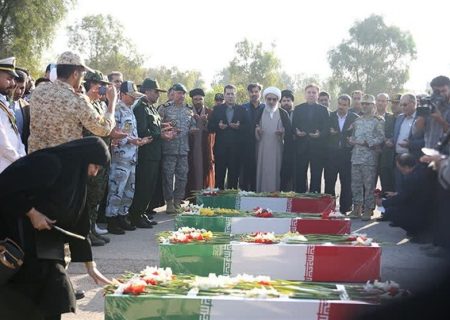 پیکر ۶ شهید گمنام وارد بوشهر شد