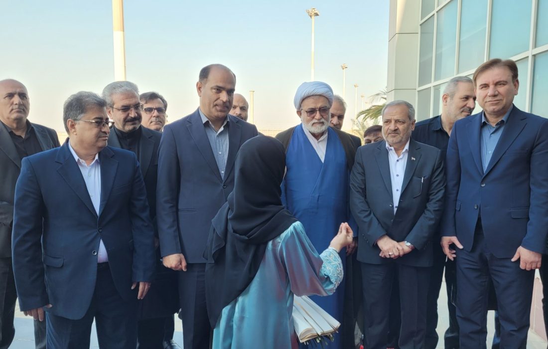 وزیر آموزش‌و‌پرورش وارد استان بوشهر شد