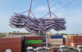 بنادر بوشهر آماده میزبانی از کالاهای اساسی کشور