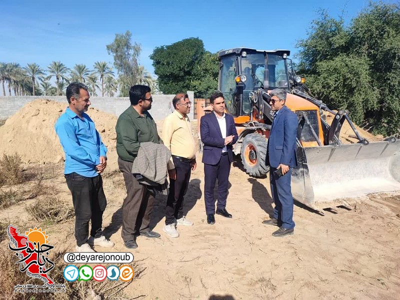 آغاز عملیات اجرایی احداث کانال دفع آبهای سطحی محله قلایی شهر آب پخش