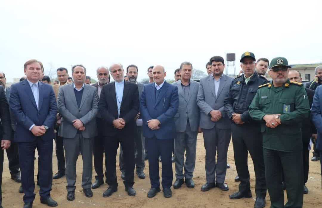 آغاز عملیات اجرایی آب‌شیرین‌کن ۷۵۰۰ مترمکعبی دلوار تنگستان