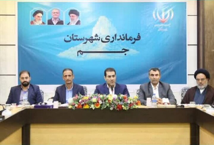 استان بوشهر ۶ بخشدار خانم دارد