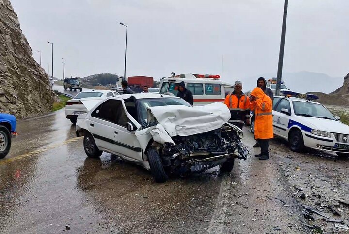 برخورد سواری با تریلر یک مصدوم داشت