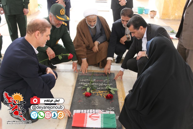 مراسم تجدید میثاق با شهدا در برازجان برگزار شد