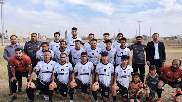 صدرنشینی بدون حق میزبانی در فوتبال بوشهر