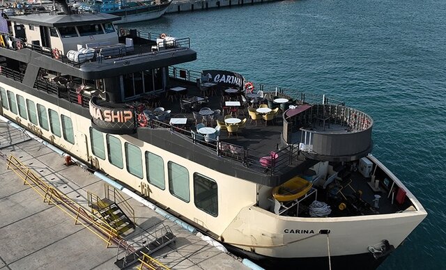 آغاز فعالیت کشتی گردشگری «کارینا» در سواحل بوشهر