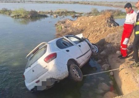 واژگونی خودرو در جاده ساحلی «بوشهر – گناوه» یک جانباخته داشت