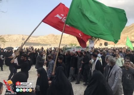 تشییع پیکر شهید اسماعیل احمدی در دالکی دشتستان