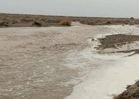 خطر انسداد مسیر سیلاب در آبدان؛ پای دادستان به رودخانه «دلوار» باز شد