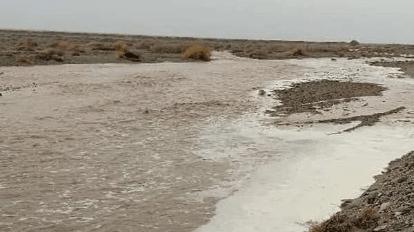خطر انسداد مسیر سیلاب در آبدان؛ پای دادستان به رودخانه «دلوار» باز شد