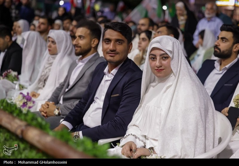 جشن پیوند 63 زوج دانشجو در اجتماع شبانه بوشهری‌ها