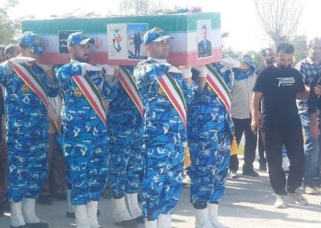 پیکر شهید معینی در بوشهر تشییع شد