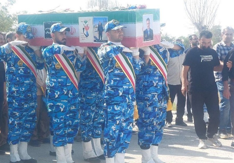 پیکر شهید معینی در بوشهر تشییع شد