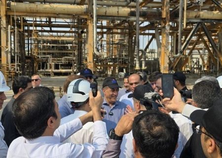 معاون رئیس جمهور از پارس جنوبی بازدید کرد
