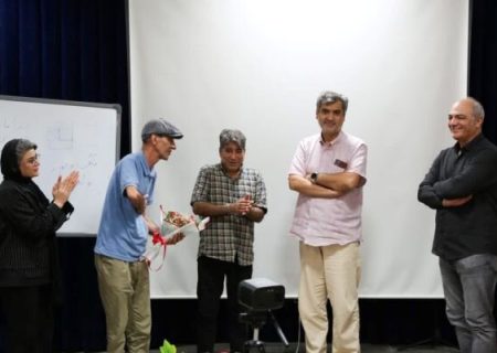 ۲ کارگاه آموزشی به مناسبت روز قلم درکنگان برگزار شد