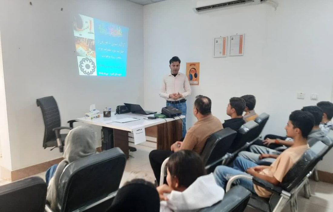 کارگاه پیشگیری از اعتیاد در لامرد برگزار شد