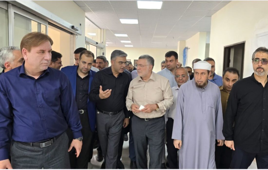وزیر بهداشت از مرکز پایش سلامت نخل تقی عسلویه بازدید کرد