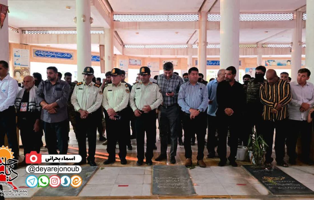 تجدید میثاق با شهدا در دشتستان به مناسبت هفته دفاع مقدس