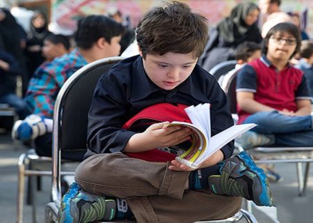 ۲۳۵ دانش‌آموز استثنایی در بوشهر وسایل کمک‌توانبخشی دریافت کردند