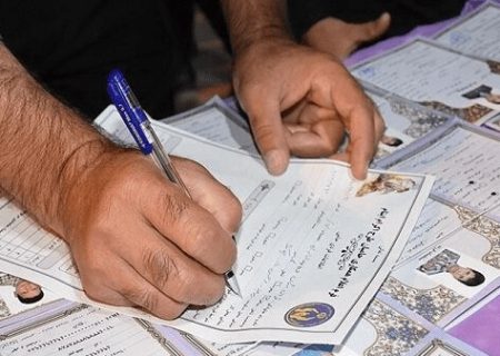 ۳۳۰۰ فرهنگی بازوان حمایتی دانش‌آموزان نیازمند بوشهر